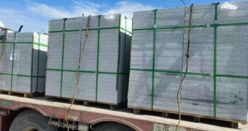 南阳 芝麻白花岗岩地铺石装车日常