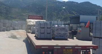 南阳 芝麻白仿形路沿石，直形路沿石