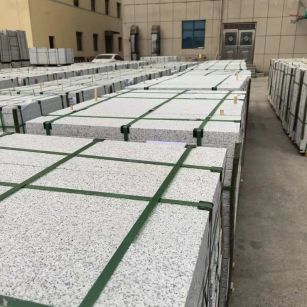 南阳 白麻花岗岩5.0公分荔枝面地铺石