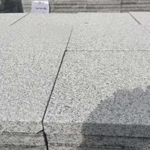 南阳 白麻花岗岩石材推荐 荔枝面地铺石