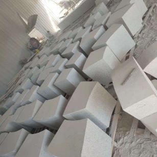 南阳 白麻花岗岩异形坐凳