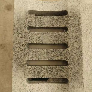 南阳 芝麻白拉丝面花岗岩U型开槽排水槽