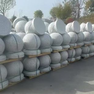 南阳 白麻花岗岩石材圆球，石球，挡车球，隔离球，景观石球，风水球等