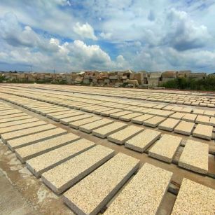 南阳 黄金麻荔枝面花岗岩石材地铺石防护中