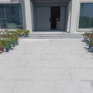 南阳 芝麻白花岗岩地铺石地面铺装