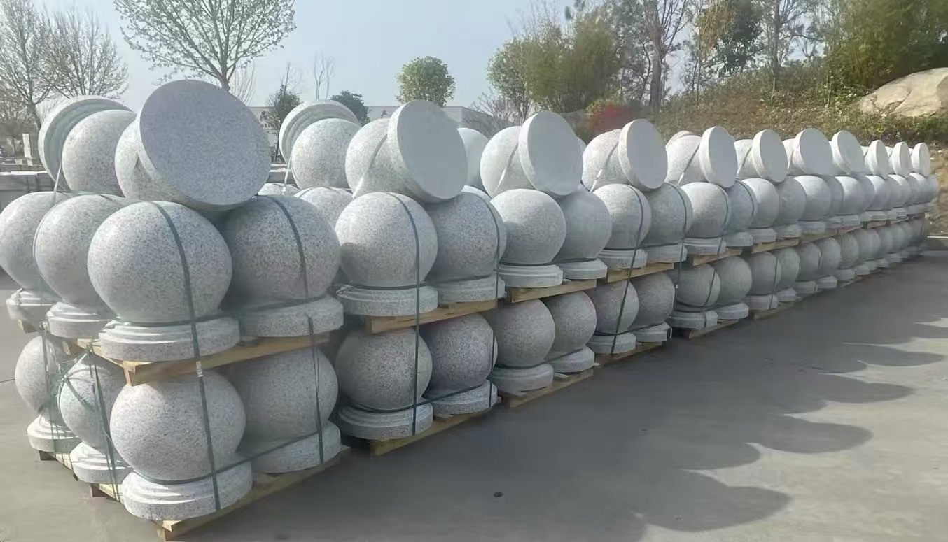 南阳 白麻花岗岩石材圆球，石球，挡车球，隔离球，景观石球，风水球等