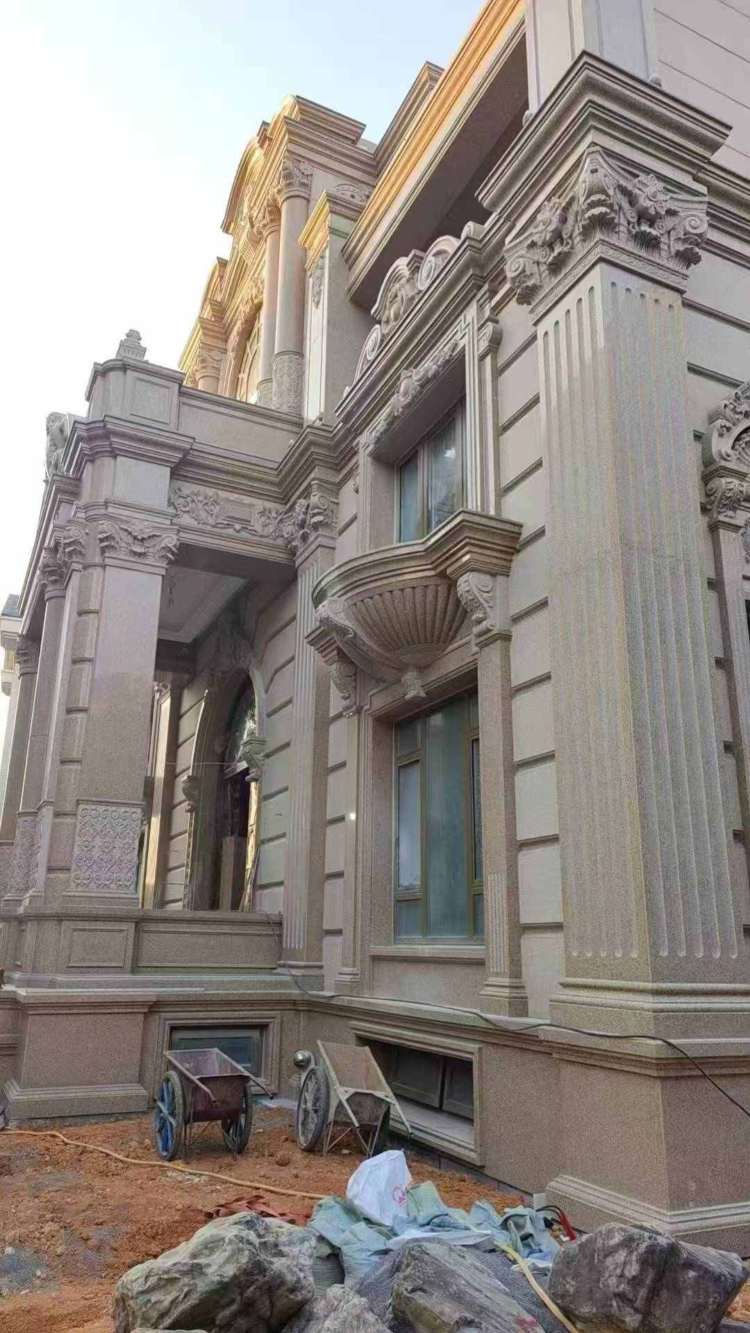 南阳 黄金麻花岗岩光面别墅外墙干挂施工完成