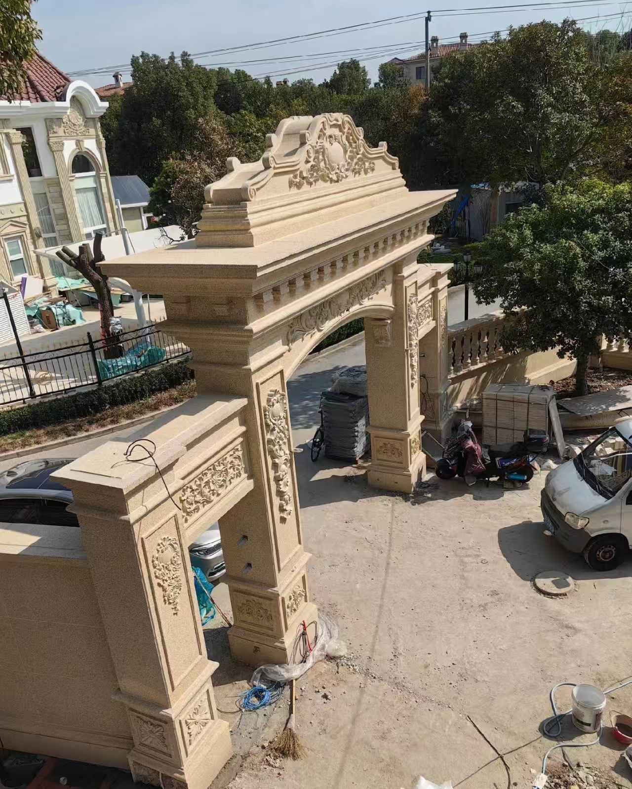 南阳 黄金麻荔枝面花岗岩别墅门楼