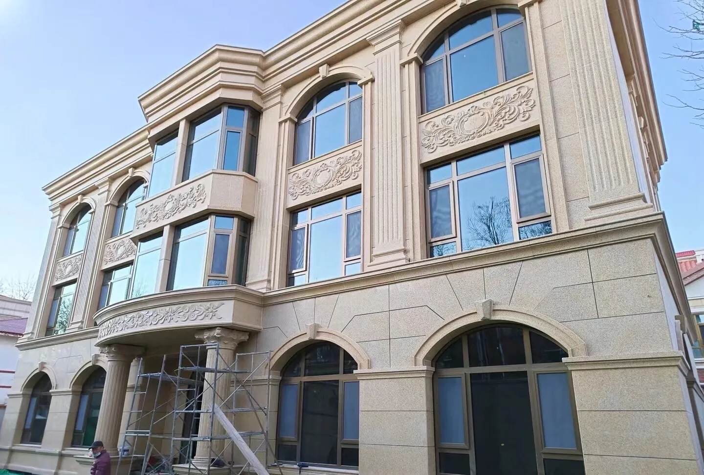 南阳 黄金麻花岗岩别墅外墙干挂