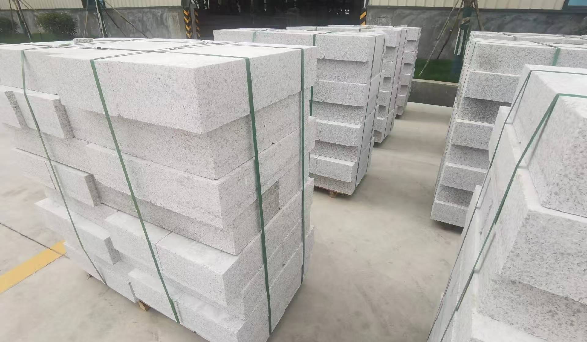 南阳 白麻花岗岩路沿石，立缘石，平缘石，路牙石，道牙石，马路牙子等