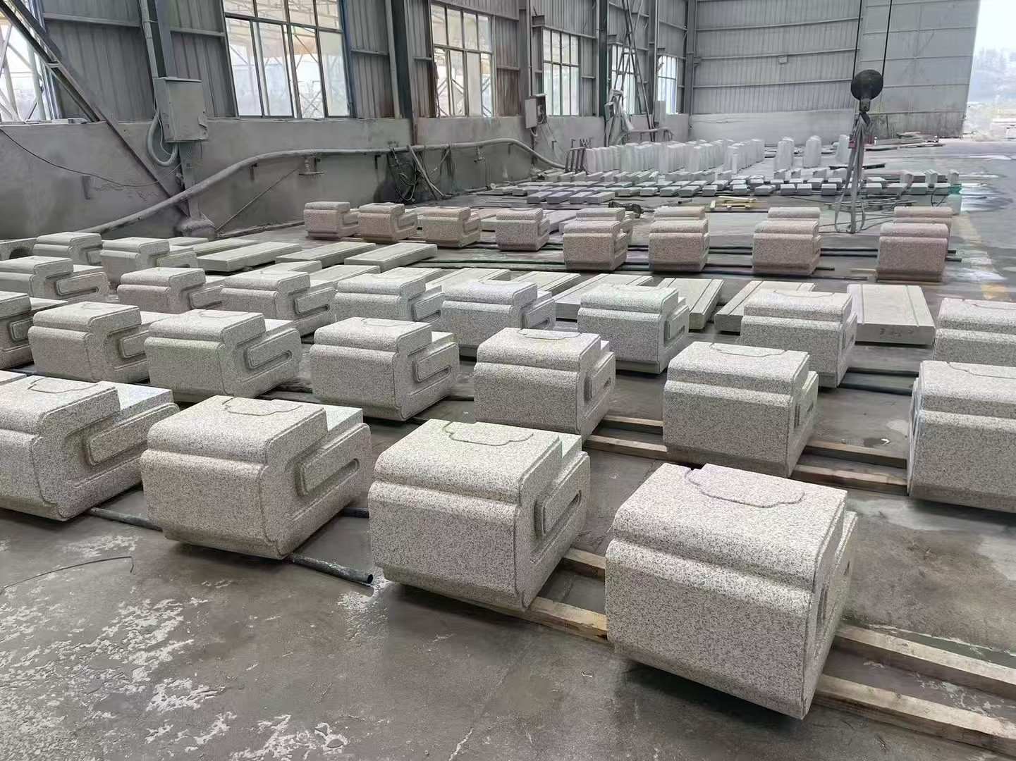 南阳 白麻花岗岩异形加工-石凳，坐凳