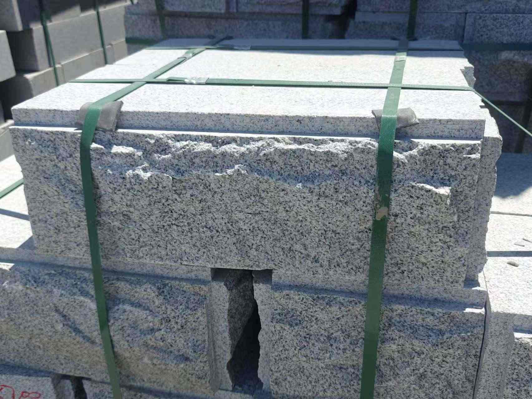 南阳 芝麻白花岗岩自然面成品