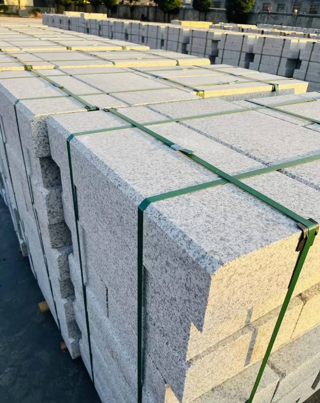 南阳 白麻花岗岩路沿石，马路牙子，路缘石，平石，立缘石等