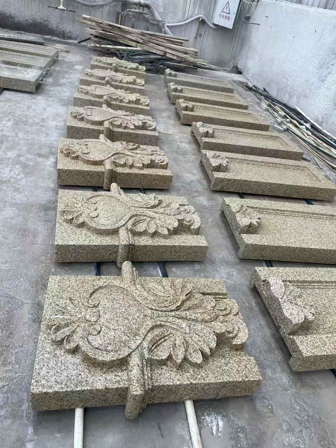 南阳 黄金麻花岗岩别墅外墙雕刻板