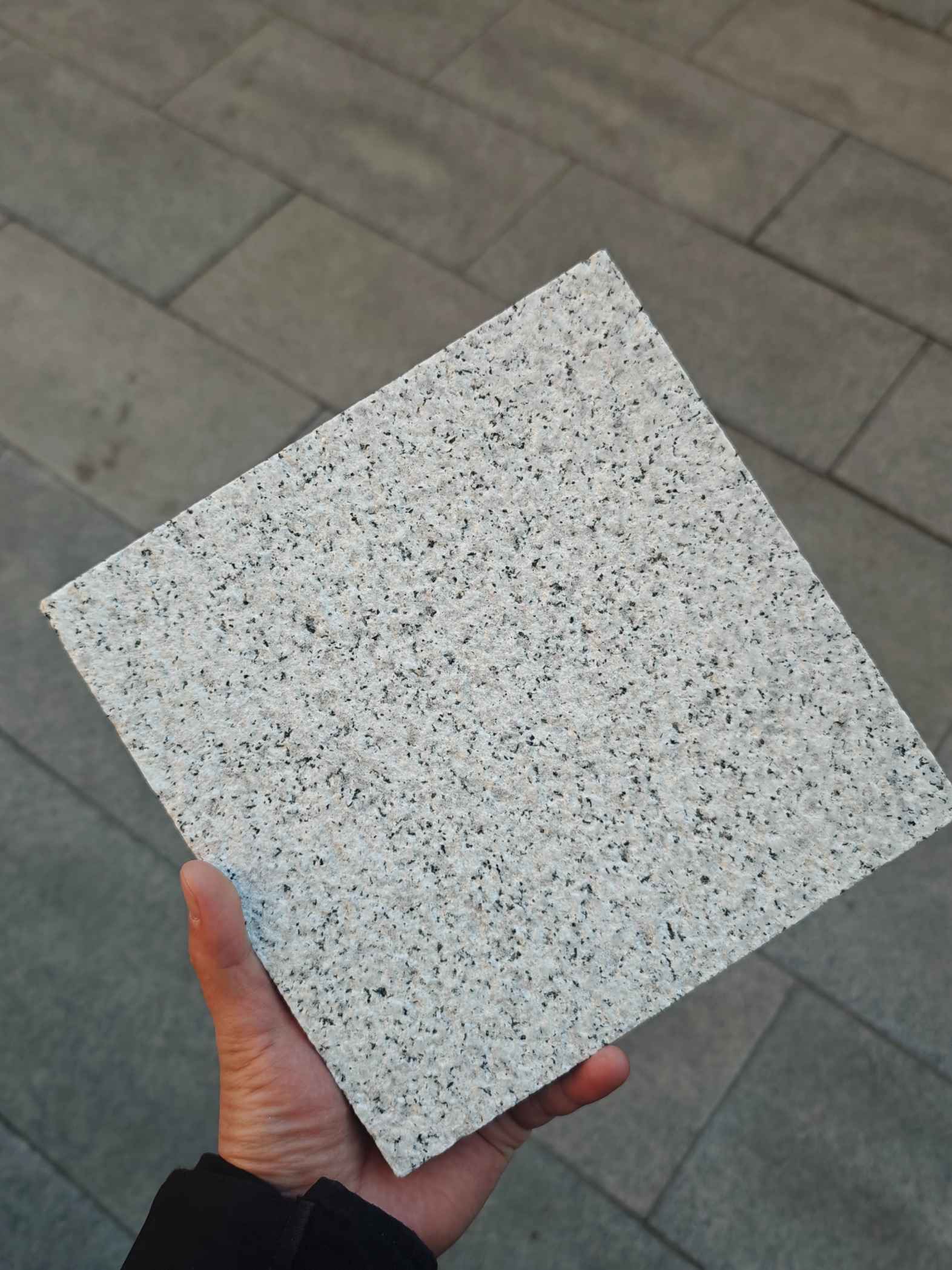 南阳 白麻荔枝面花岗岩石材