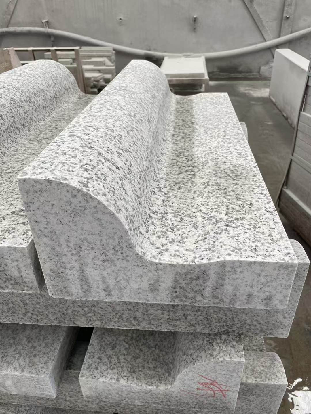 南阳 白麻花岗岩S型路沿石，路侧石，马路牙子等